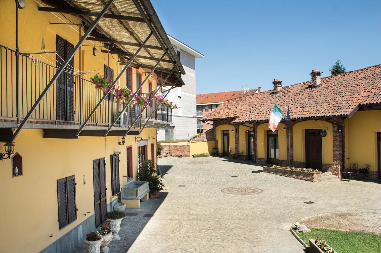 Casa Del Grande Vecchio Airasca Exterior foto